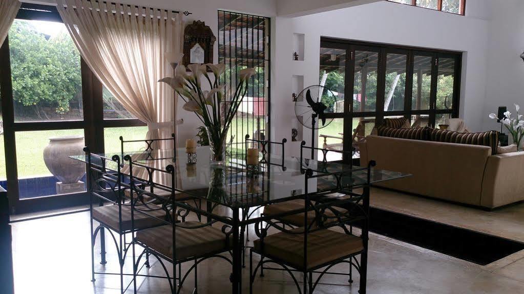 Villa W เบนโตตา ภายนอก รูปภาพ